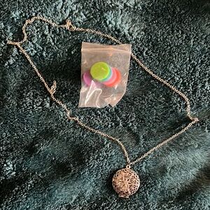 Silver aromatherapy Necklace with Interchangeable Discs